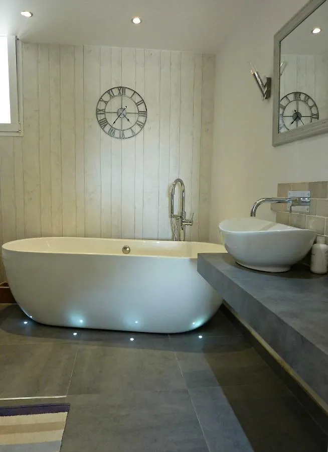 Bed & Breakfast Villa Breeze Boutique Guest Rooms, Marbella