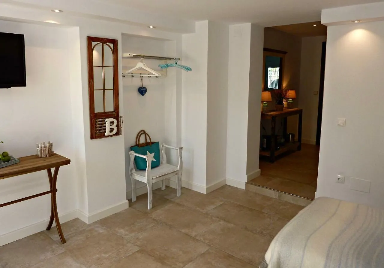 **** Bed & Breakfast Villa Breeze Boutique Guest Rooms, Marbella Spagna